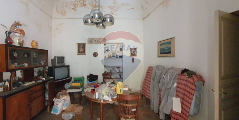 20250904180259-978044-6