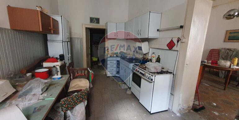 20250904180259-978044-7