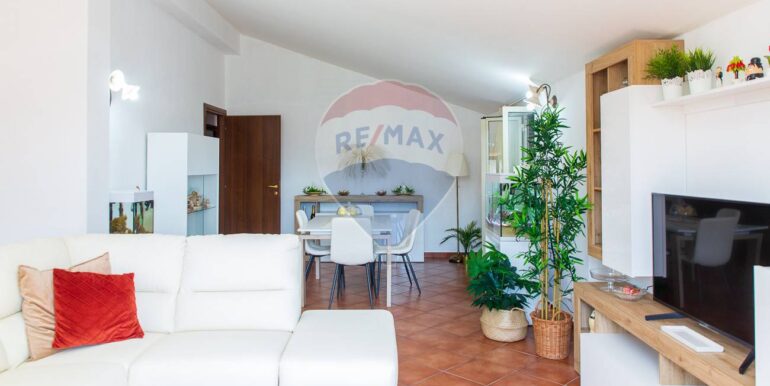 2025090595906-978818-16