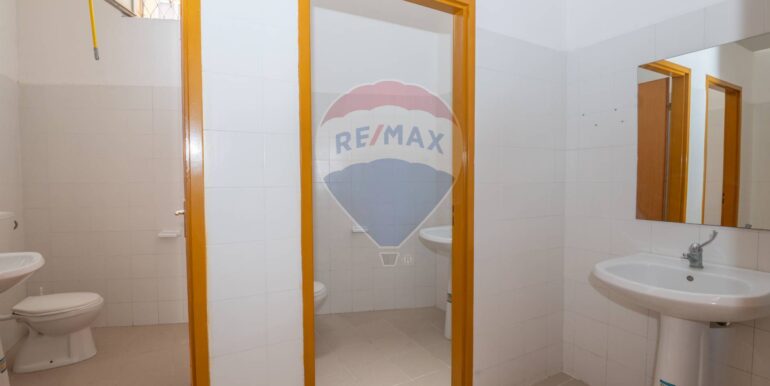 20250909204307-981130-7