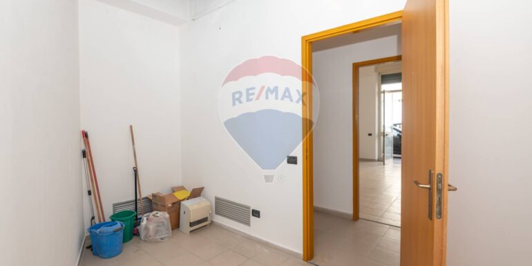 20250909204320-981130-11