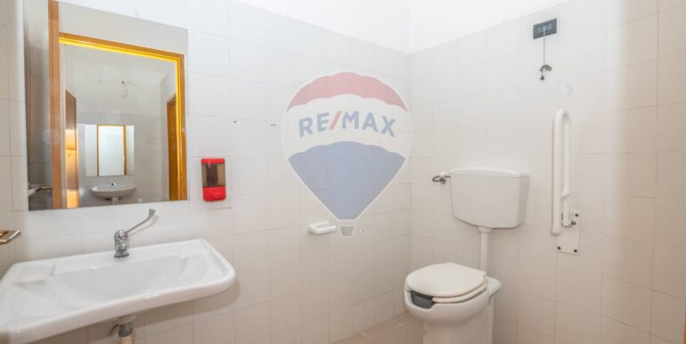 20250909204324-981130-12