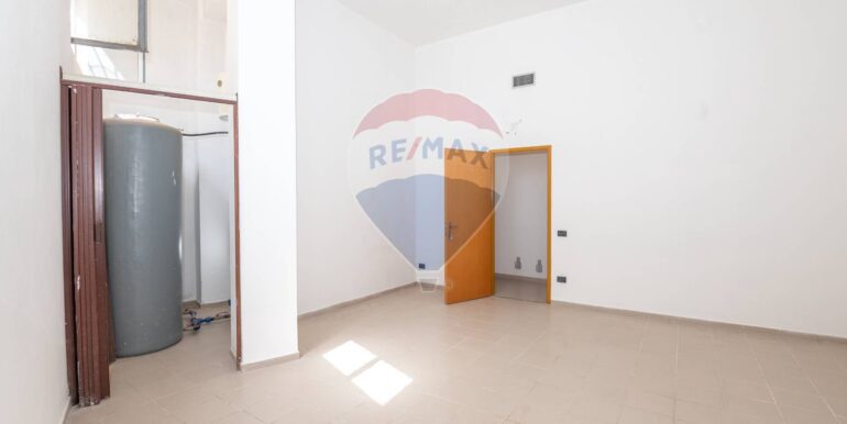 20250909204329-981130-14