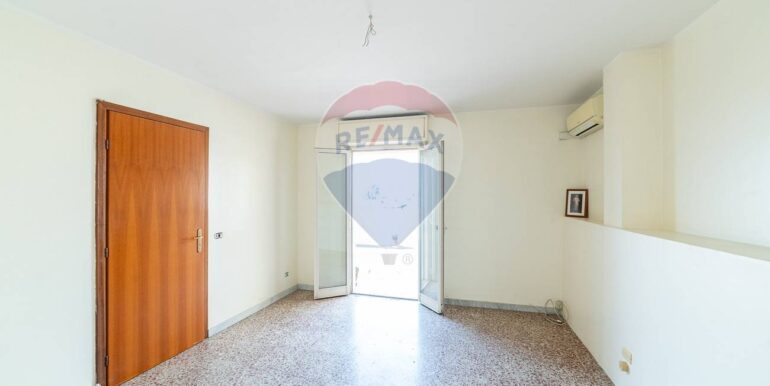 20250912174250-982722-11