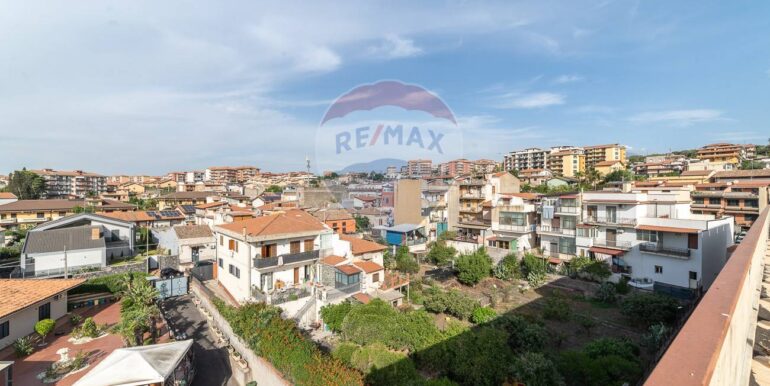 20250912174251-982722-18