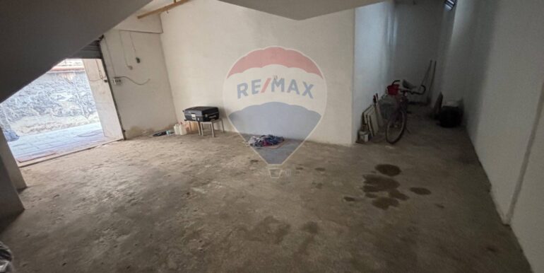 20250912203538-982759-3