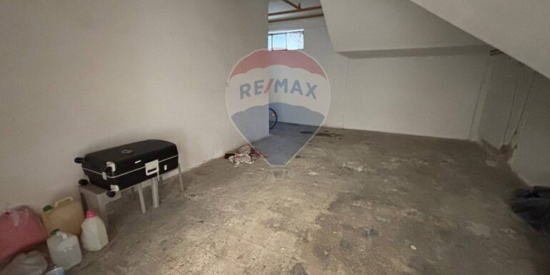 20250912203606-982759-7