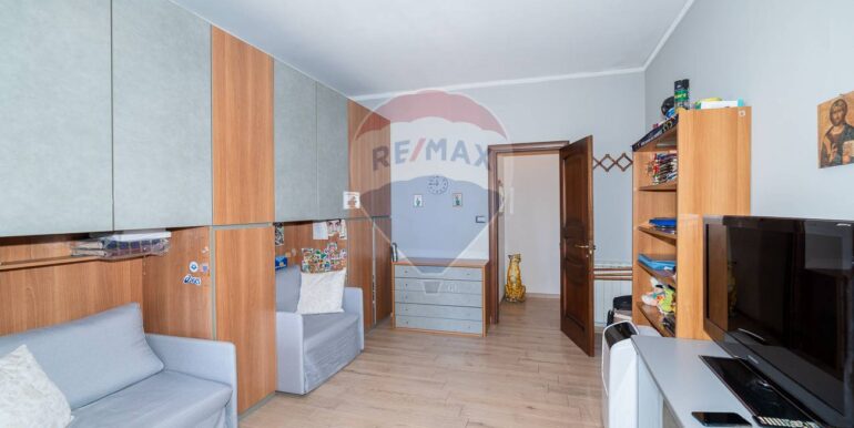 2025091271400-981293-16