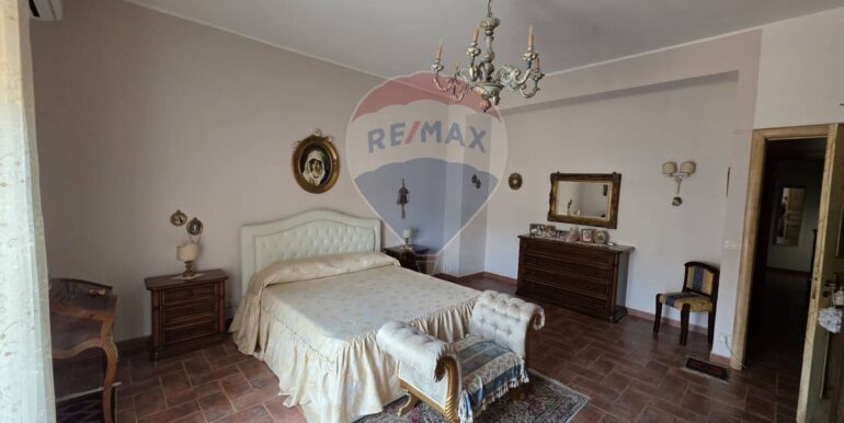 20250915174501-982143-13