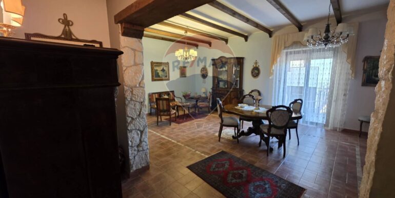 20250915174509-982143-16