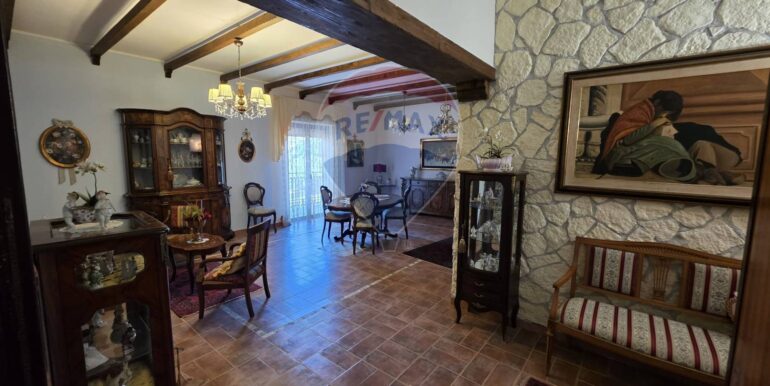 20250915174523-982143-21