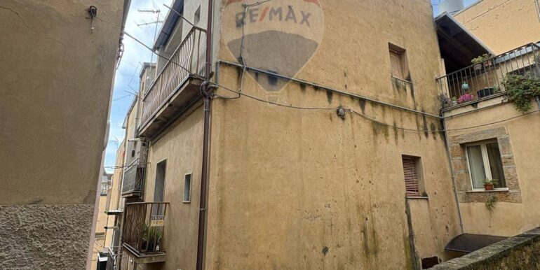 20250916124200-983470-11