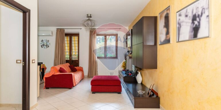 20250917103505-983639-3