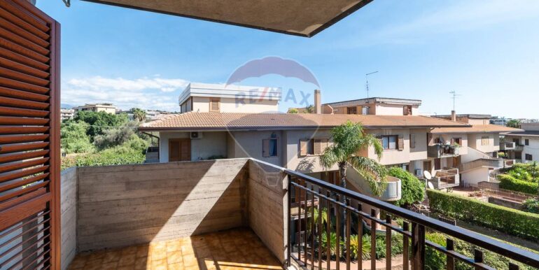 20250919125436-983219-12