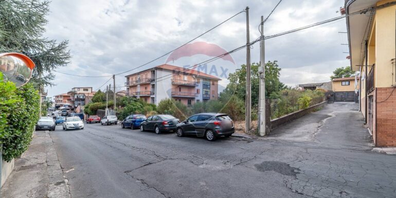 20250919190742-985998-2