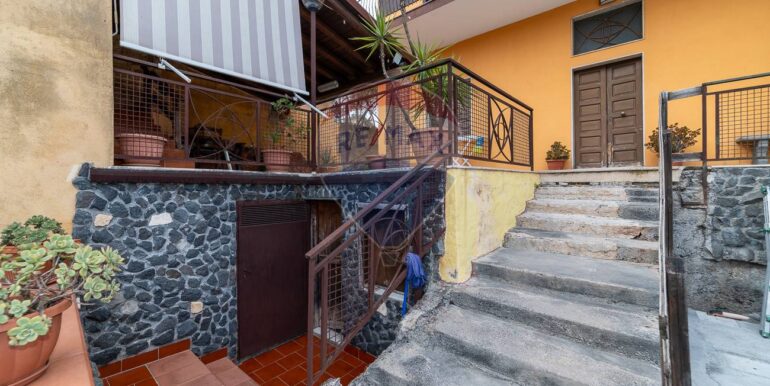 20250919190758-985998-7