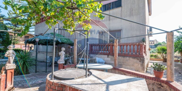 2025092213650-986111-3