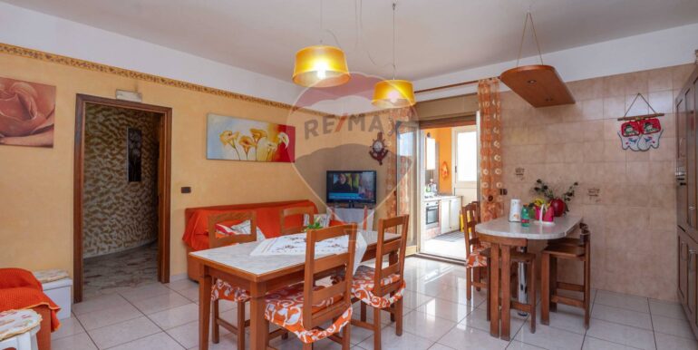 2025092213731-986111-11