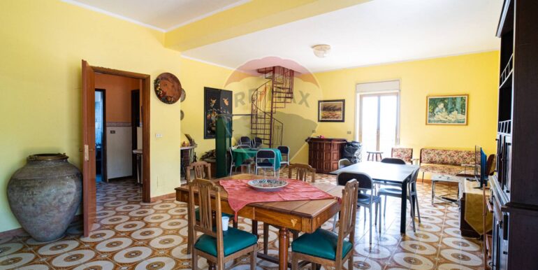 20250922164233-986320-8