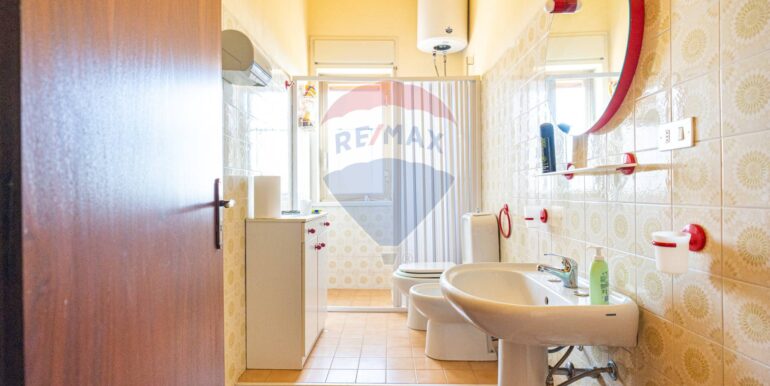 20250922164235-986320-16