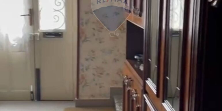 2025092275015-986114-4