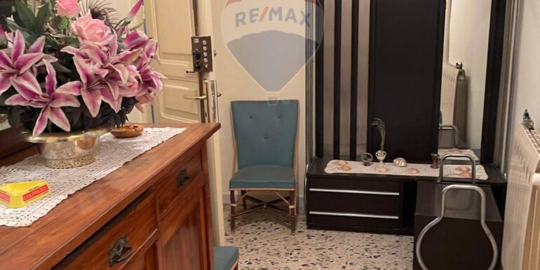 2025092275045-986114-15