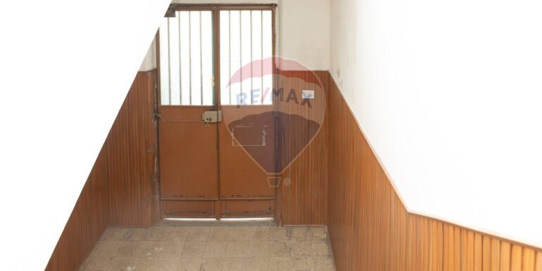 20250925210142-987793-3