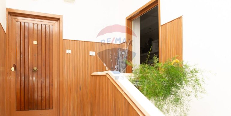 20250925210142-987793-4