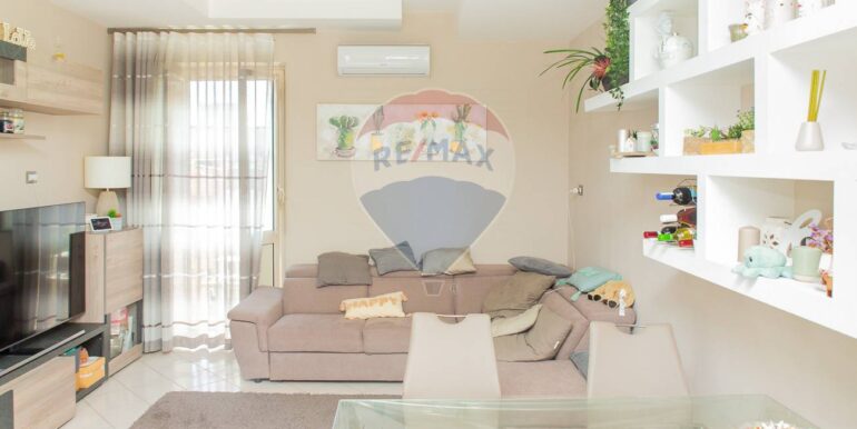 20250925210142-987793-6