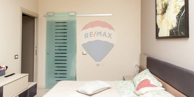 20250925210143-987793-19