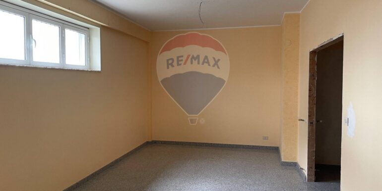 20230313195135-741777-2