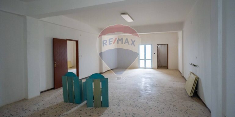 20240424122257-853800-12