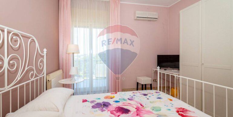 20241004115849-893782-33