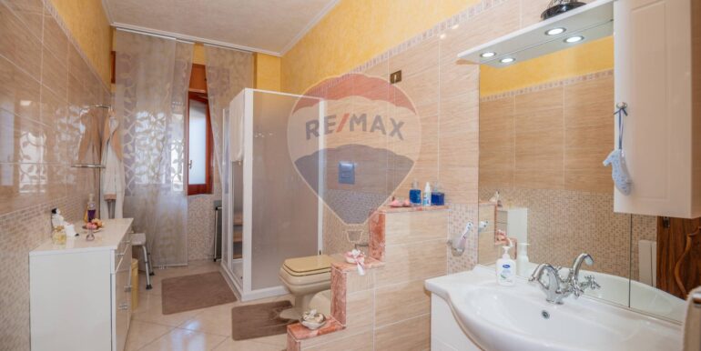 20250103205915-917233-5