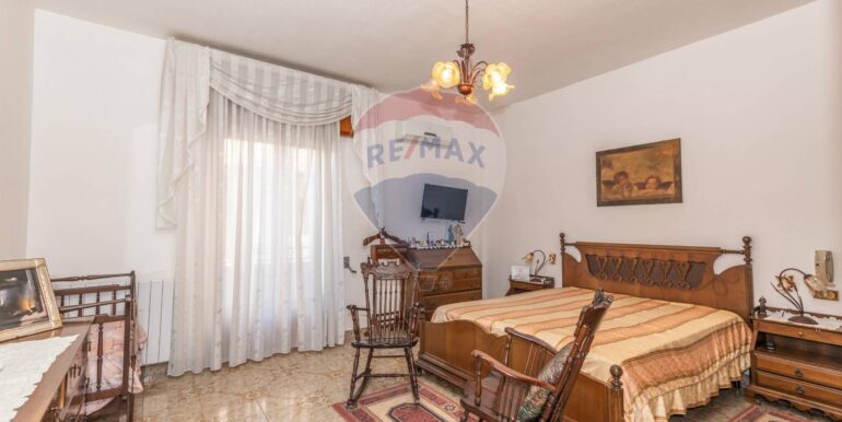 20250103205933-917233-12