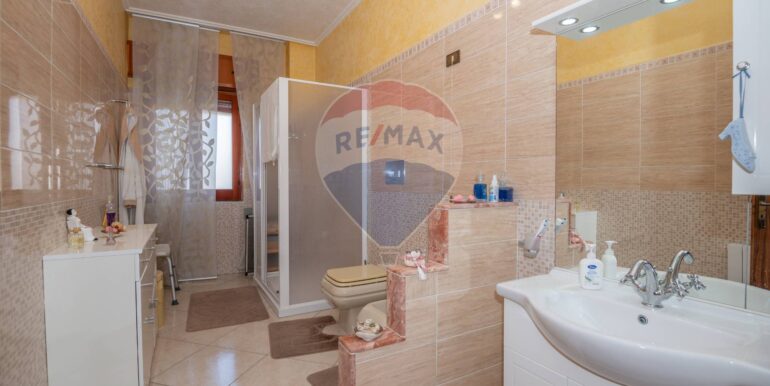 20250103205956-917233-21