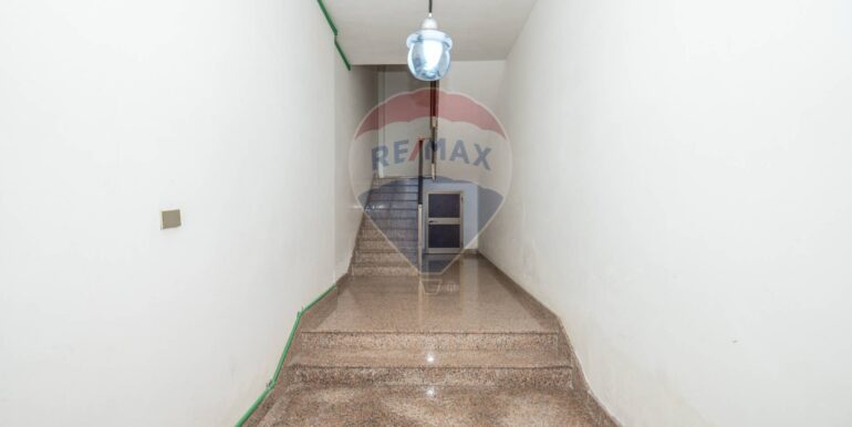 20250103210043-917233-38