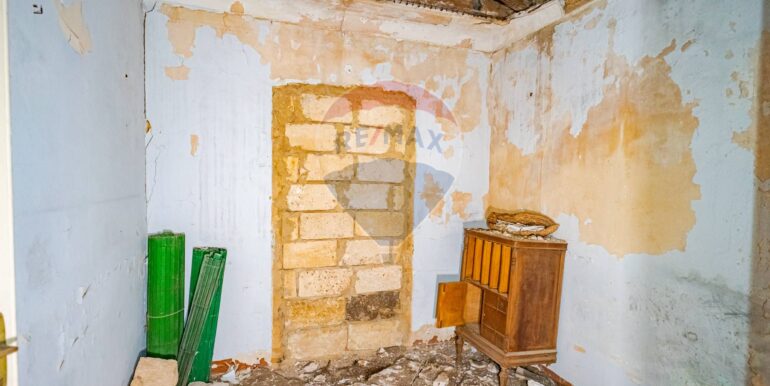 20250113123325-919196-15