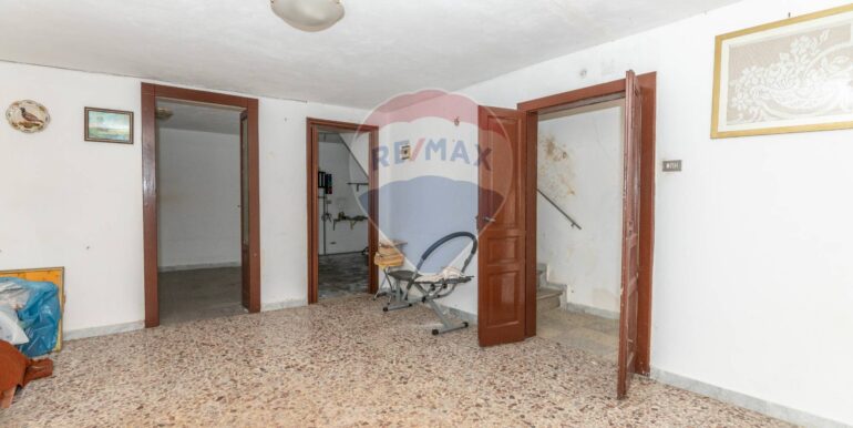 20250123182535-914391-7