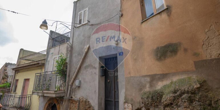 20250123182616-914391-23