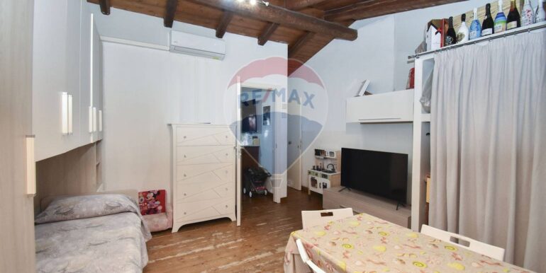 20250123214505-921899-5