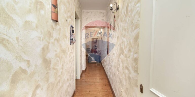 20250123214526-921899-16