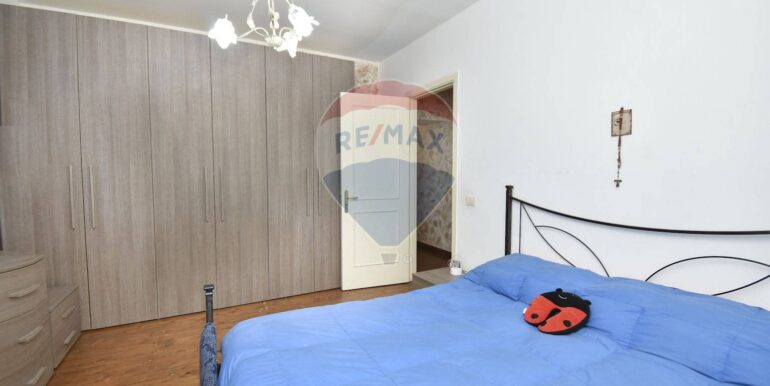 20250123214527-921899-17