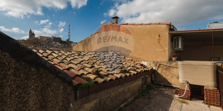 20250128151043-895716-1