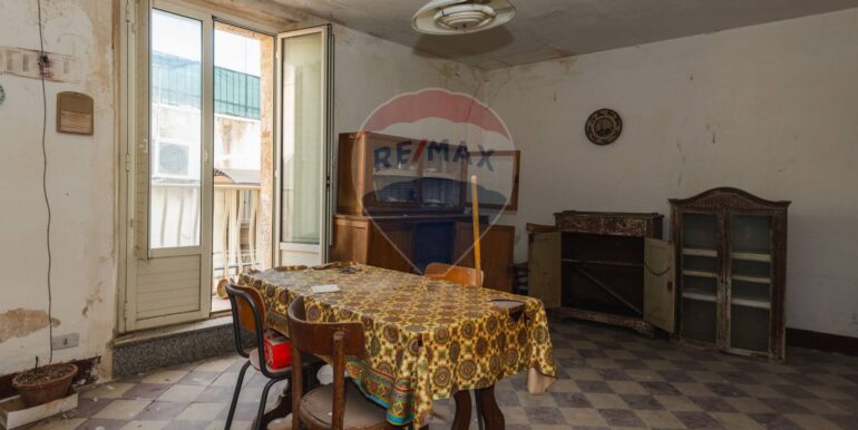 20250128151122-895716-11