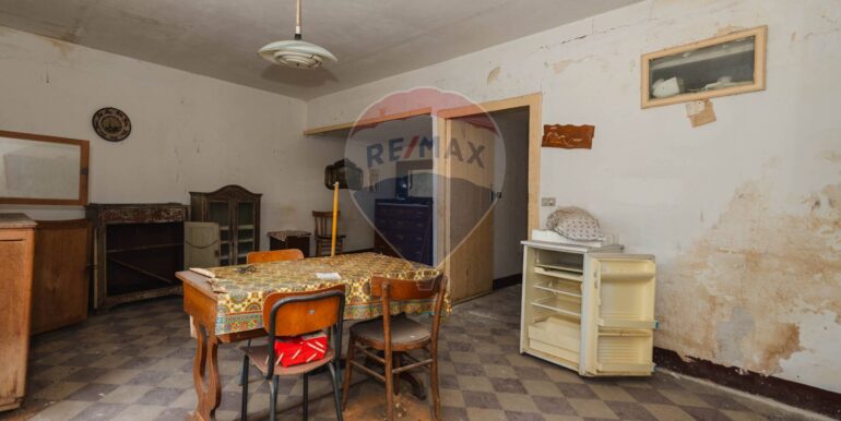 20250128151125-895716-12