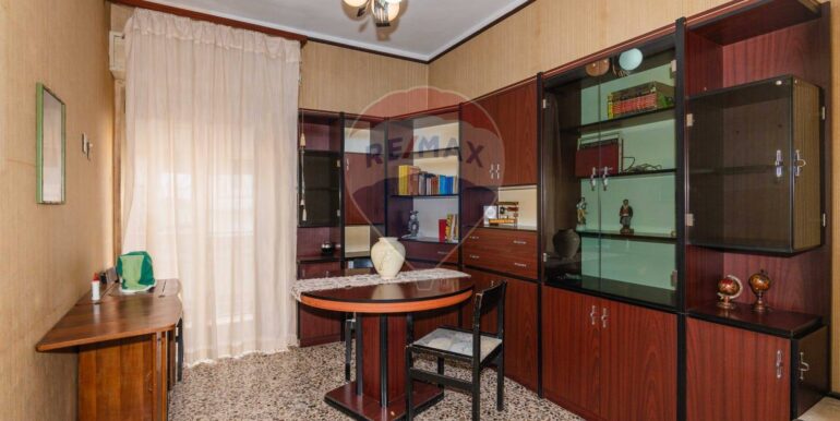 20250203233717-923304-11