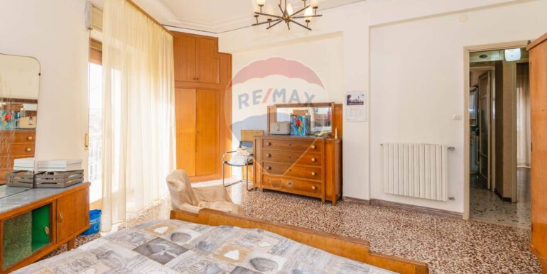 20250203233739-923304-26