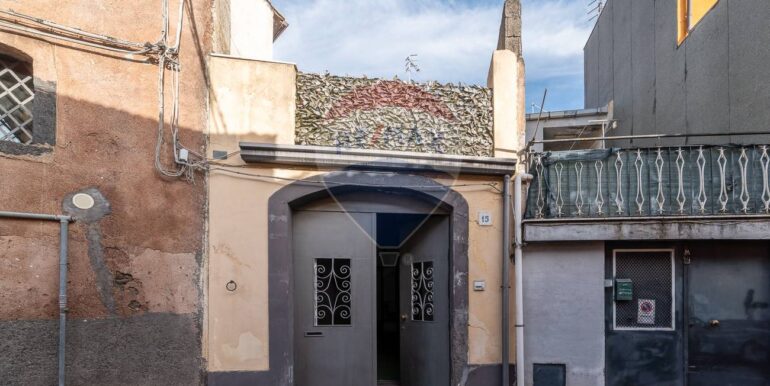 2025020495722-926745-1