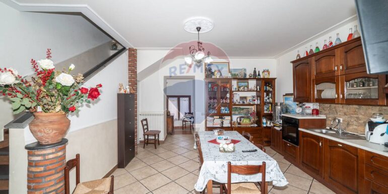 2025020495726-926745-3